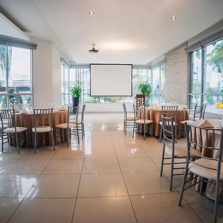 מלון Wyndham Garden גוויאקיל מראה חיצוני תמונה