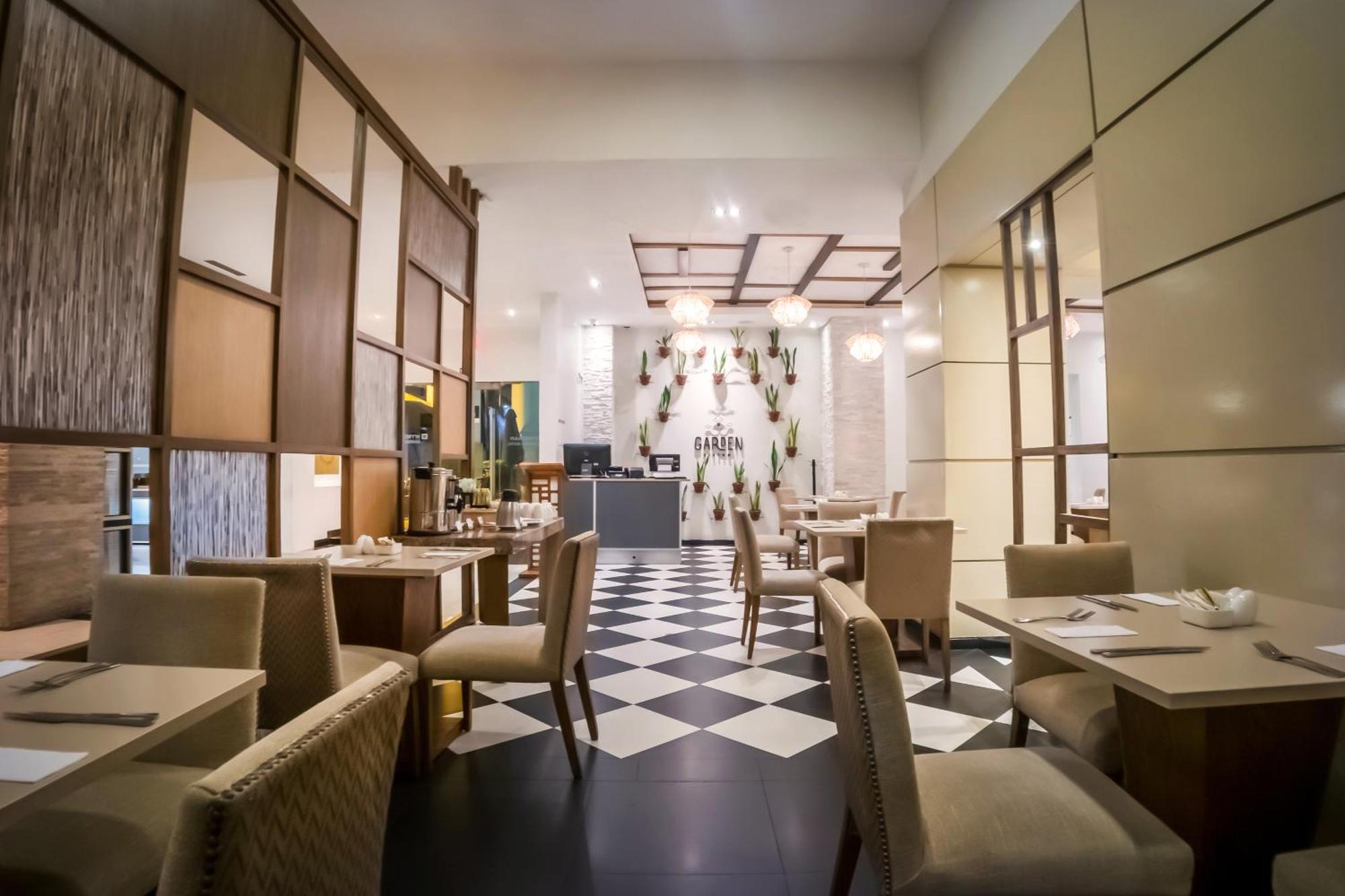 מלון Wyndham Garden גוויאקיל מראה חיצוני תמונה